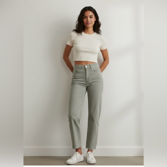 Everlane Denim - Everlane The Way-High Jean Organic Cotton Sage Green -   Size 24 Tall